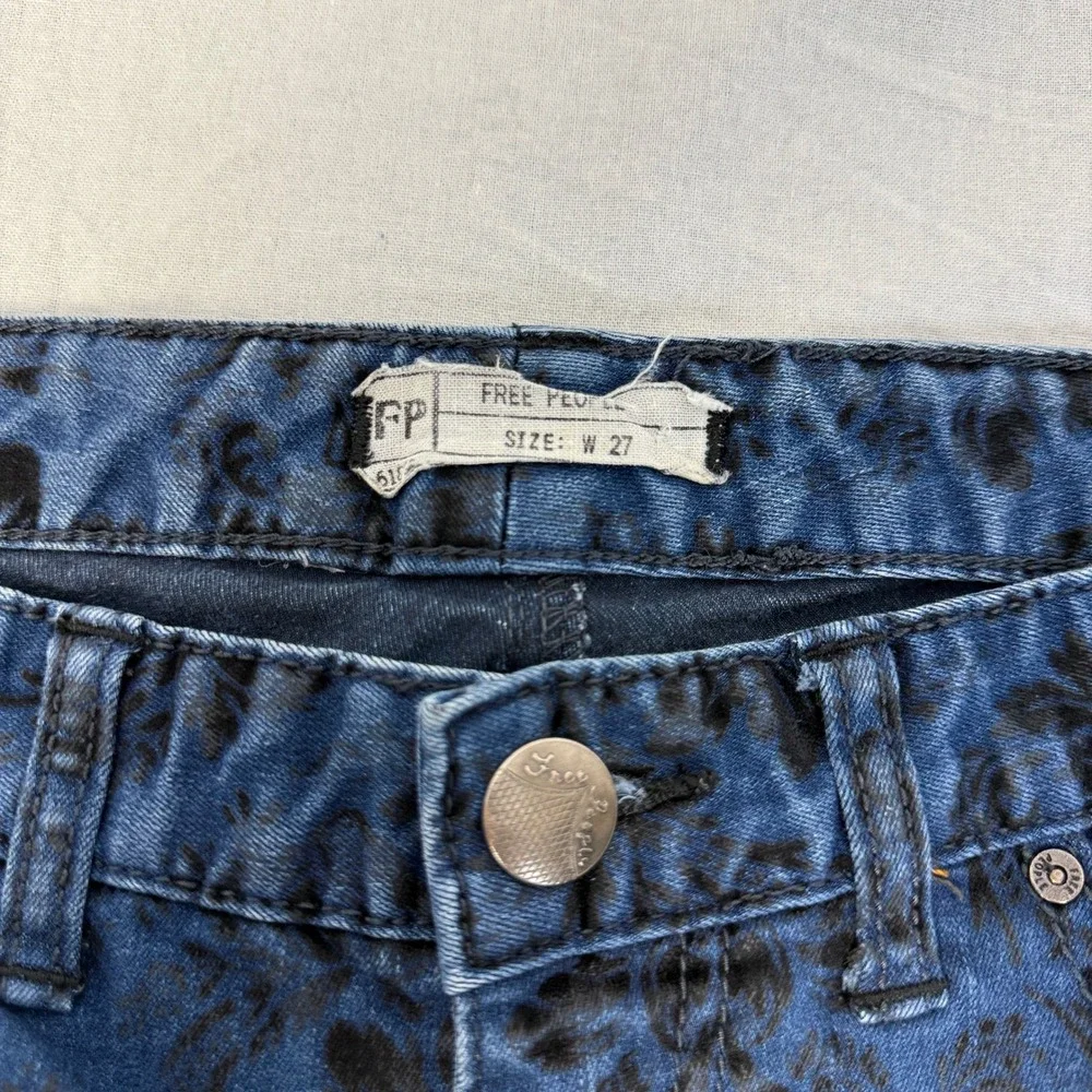 Free People Womens‎ Size 27 Floral Damask Print Jeans Denim Blue Black